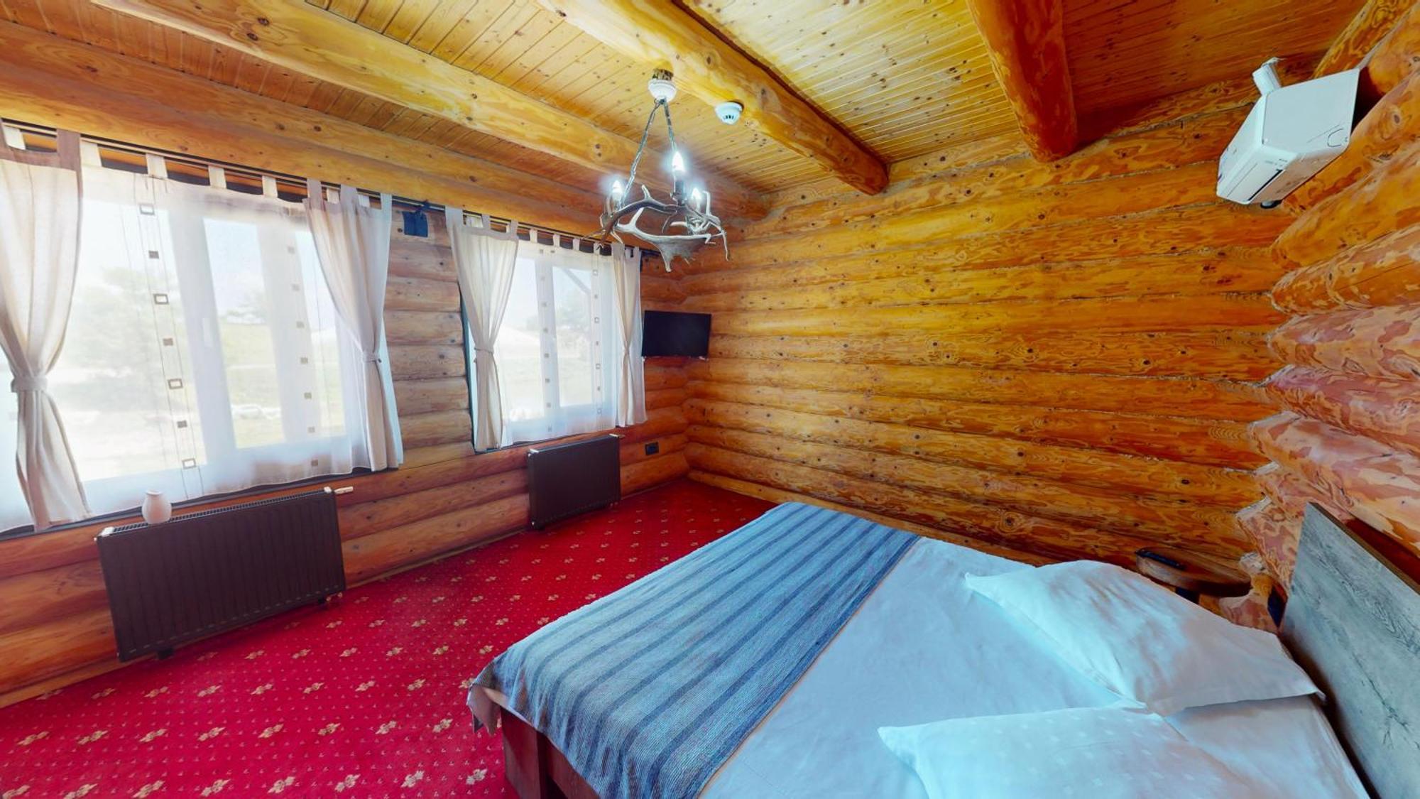 Mountain Lake Jbs Hotel Focsani Luaran gambar